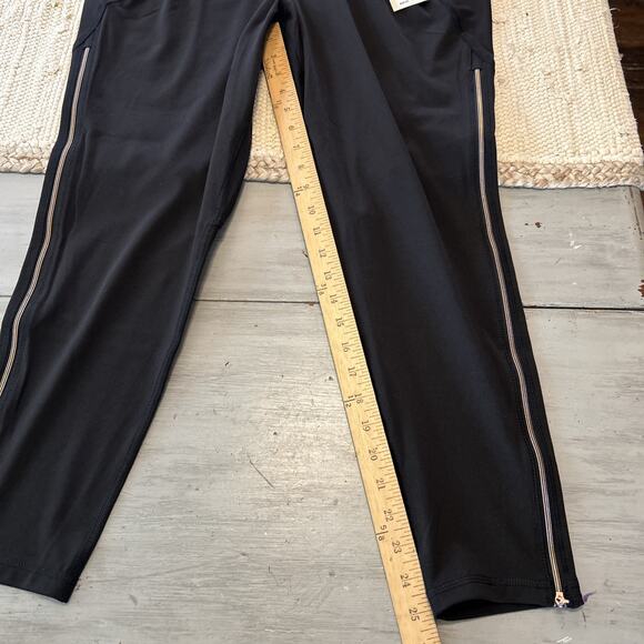 NWT Lane Bryant LIVI Black Rose Gold Zipper Wicking 7/8 Legging Sz 18 20 - Picture 3 of 9